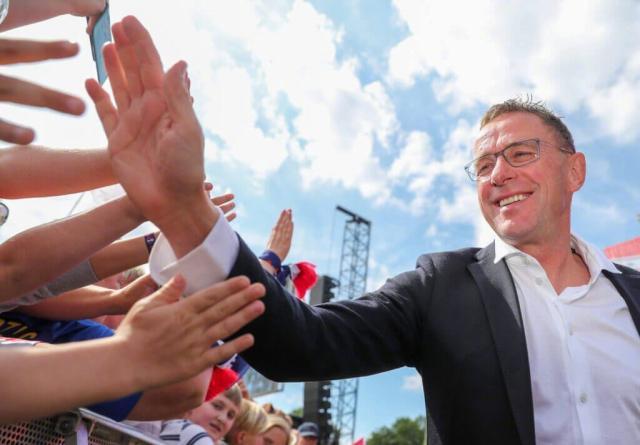 【问答】朗尼克或牵手红魔，曼联临时主帅最佳人选？